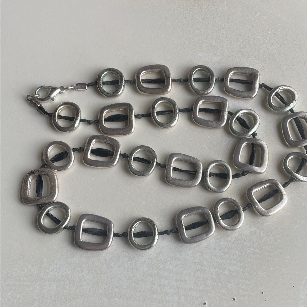 Vintge - Elegant Silver Women's Necklace
